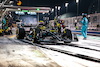 TEST BAHRAIN, Lewis Hamilton (GBR) Mercedes AMG F1 W14 practices a pit stop.
25.02.2023. Formula 1 Testing, Sakhir, Bahrain, Day Three.
- www.xpbimages.com, EMail: requests@xpbimages.com © Copyright: Bearne / XPB Images